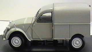 CITRO�N 2CV CAMIONETTE