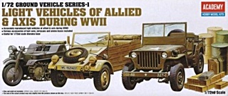 ALLEMAGNE ET USA 3 VEHICULES LEGERS ET ACCESSOIRES 1/72