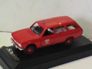PEUGEOT 504 BREAK POMPIERS 1/43
