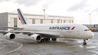 AIRBUS A380 1/125