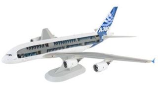AIRBUS A380 + INTERIEUR 1/144
