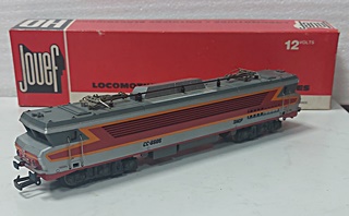 LOCO ELECTRIQUE CC6505 BETON SNCF 8435 1/87