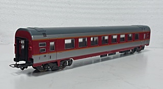 VOITURE AQUITAINE CONFORT SNCF 1/87