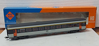 VOITURE CORAIL SNCF 4299 1/87
