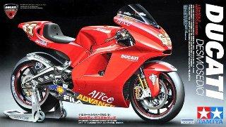 DUCATI DESMOSEDICI 1/12