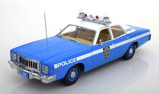 - 1/18 PLYMOUTH FURY NYPD 1975
