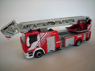 IVECO MAGIRUS ECHELLE POMPIERS 1/43