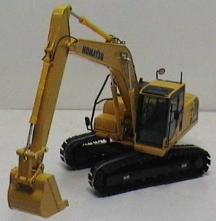 KOMATSU PC200-8 1/50