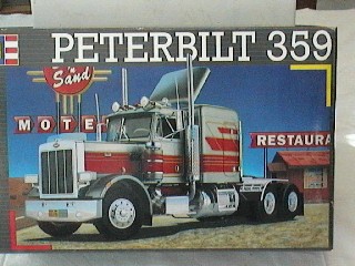 PETERBILT 359 PORTE AUTOS 1/25