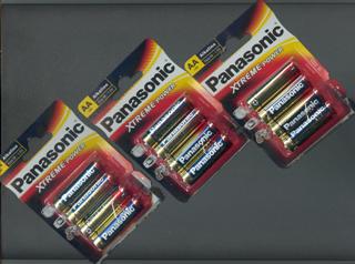 LOT DE 12 PILES
