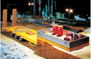 REMORQUE PORTE ENGIN 1/25