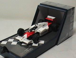MAC LAREN F1 PROST 1985