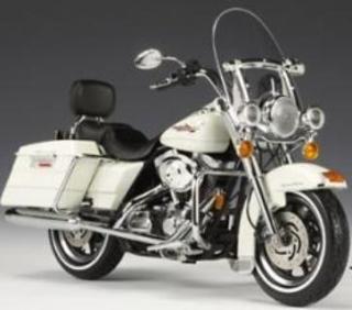 HARLEY DAVIDSON 2006 ROAD KING  1/12