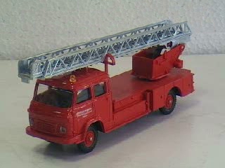 SAVIEM ECHELLE POMPIERS 