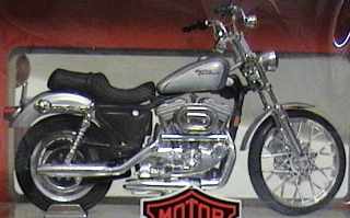 HARLEY  SPORTSTER 1200 '99  1/18