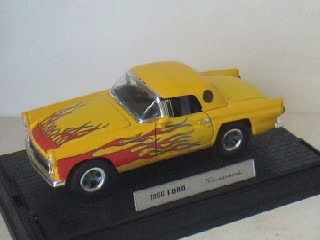 FORD THUNDERBIRD FLAMMES