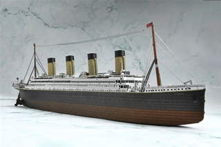 ENGIN RMS TITANIC PREMIUM 1/928