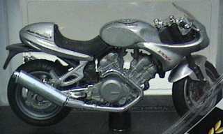 VOXAN CAFE RACER 1/18