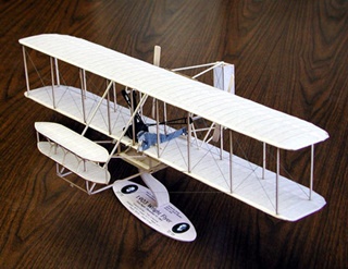 MACHINE VOLANTE DES FRERES WRIGHT 1903