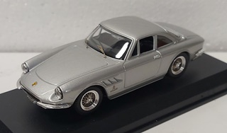 FERRARI 330 GTC COMMENDATORE 1/43