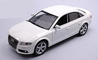 AUDI A4  1/24