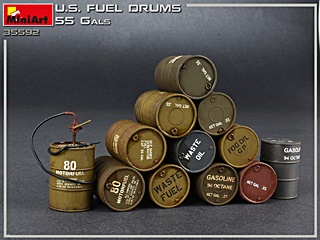 USA 12 BARILS DE FUEL 55 GALONS 1/35