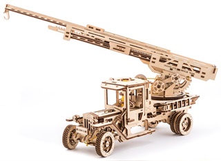 CAMION DE POMPIERS 1/24