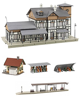 GARE DE SONNEBERG EN COFFRET HO