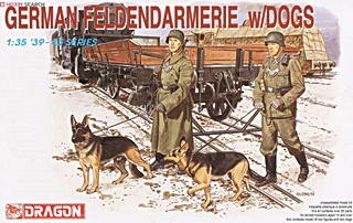 ALLEMAGNE FELDGENDARMES ET CHIENS 1/35