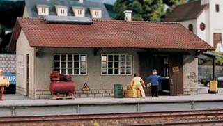 HANGAR BURGSTEIN 61824  HO