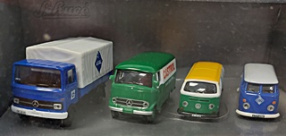 LOT 4 VEHICULES ARAL CASTROL BP 1/87