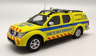 NISSAN NAVARA DOUBLE CABINE SMUR 88 1/43