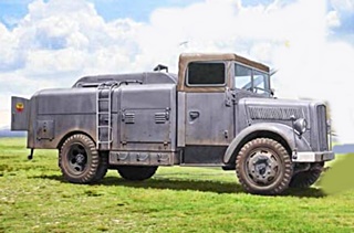 ALLEMAGNE OPEL BLITZ CITERNE 1/48