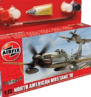 NORTH AMERICAN MUSTANG IV EN SET 1/72