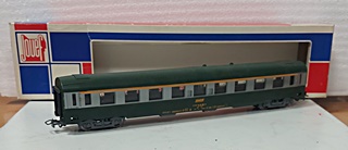 VOITURE A9 INOX/VERT SNCF 5291 1/87